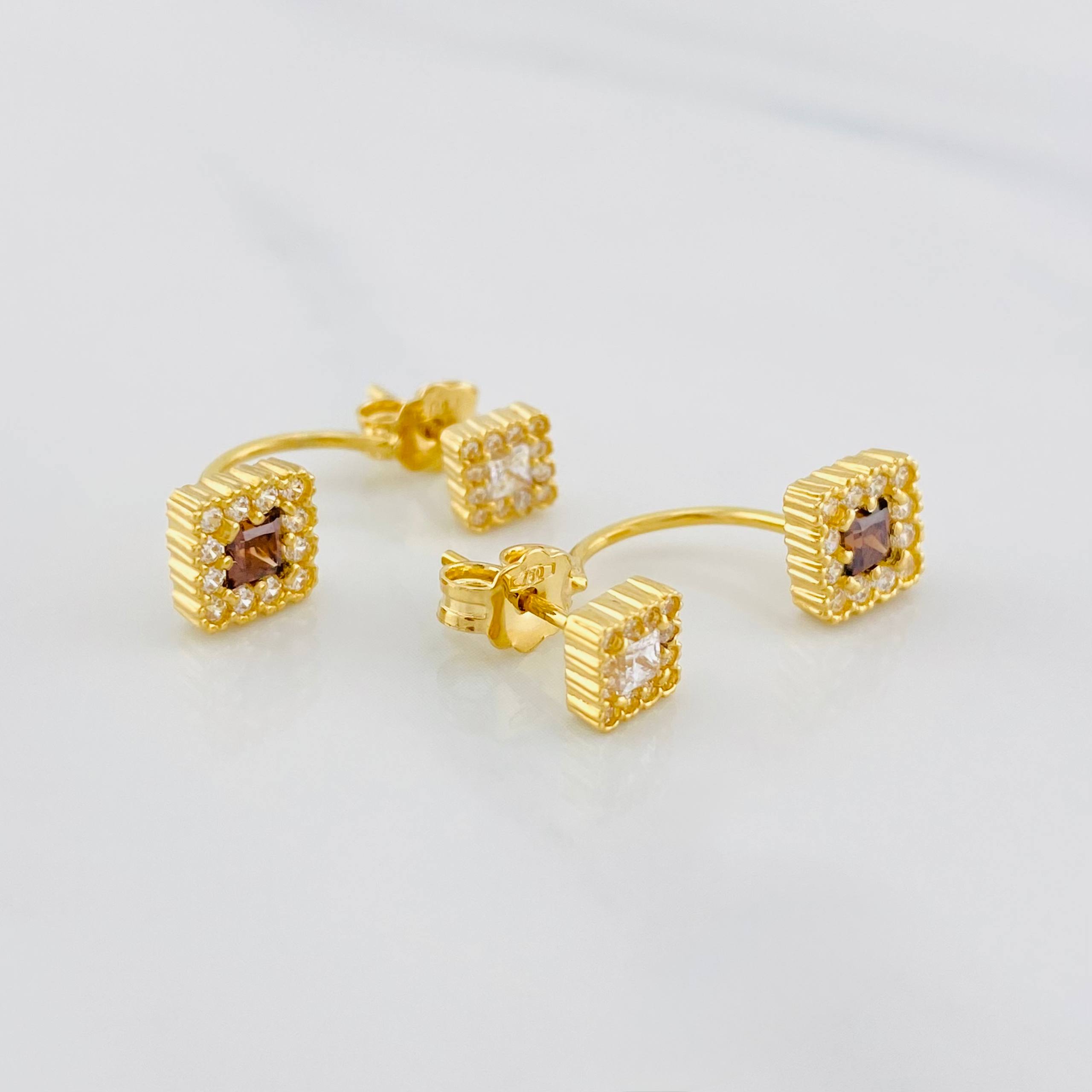 Topos Halo cuadrado 3.3g / 6.5mm Oro Amarillo 18K