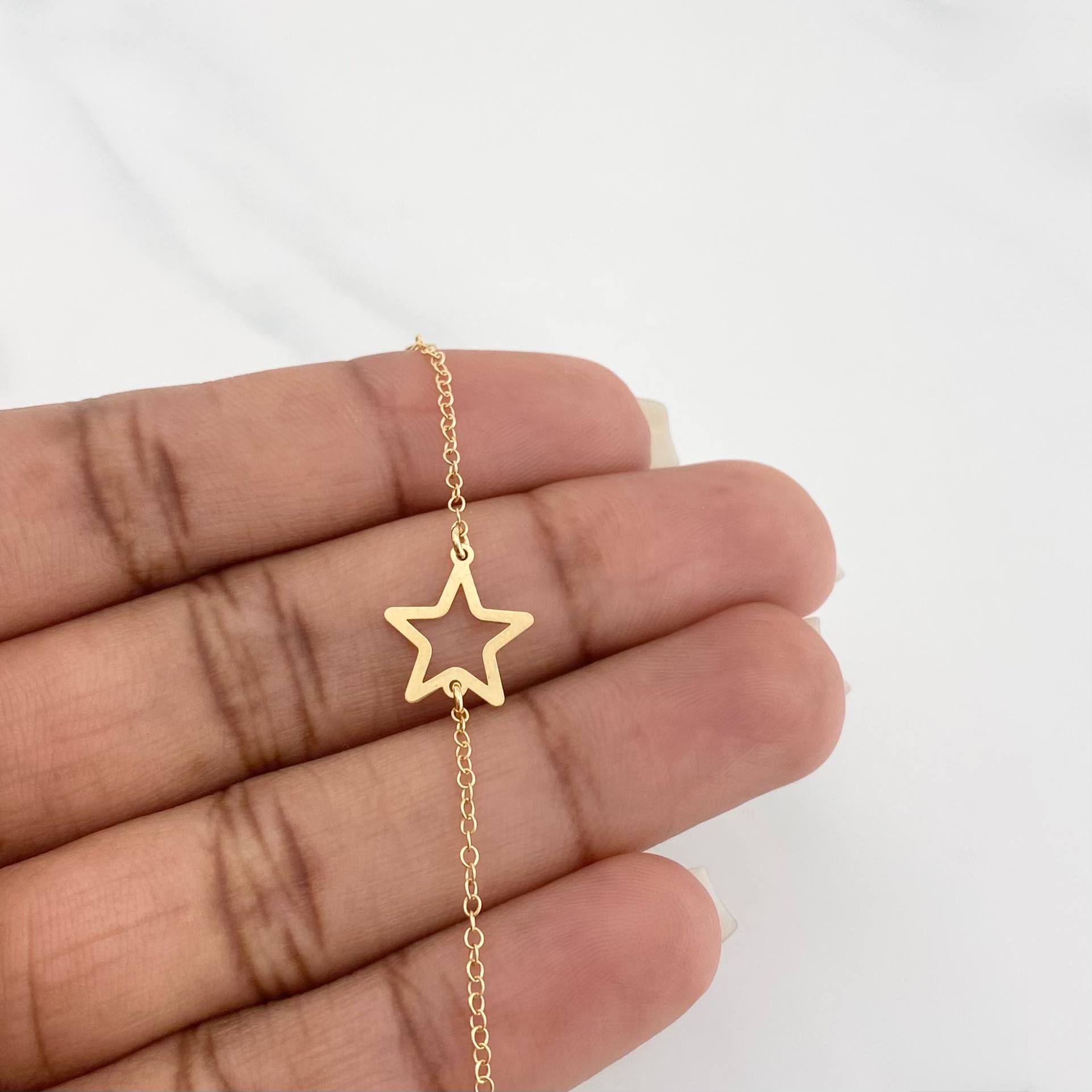 Pulso Aro seguido silueta estrella 1.15g / 18cm-16.2cm / 3mm Oro Amarillo 18K