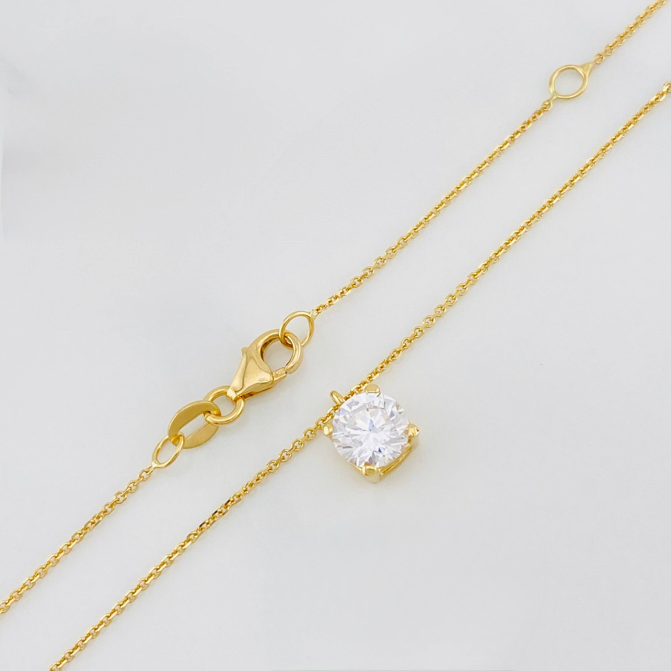 Cadena Aro seguido cuatro garras 2.1g / 45cm-42cm / 0.6mm Oro Amarillo 18K
