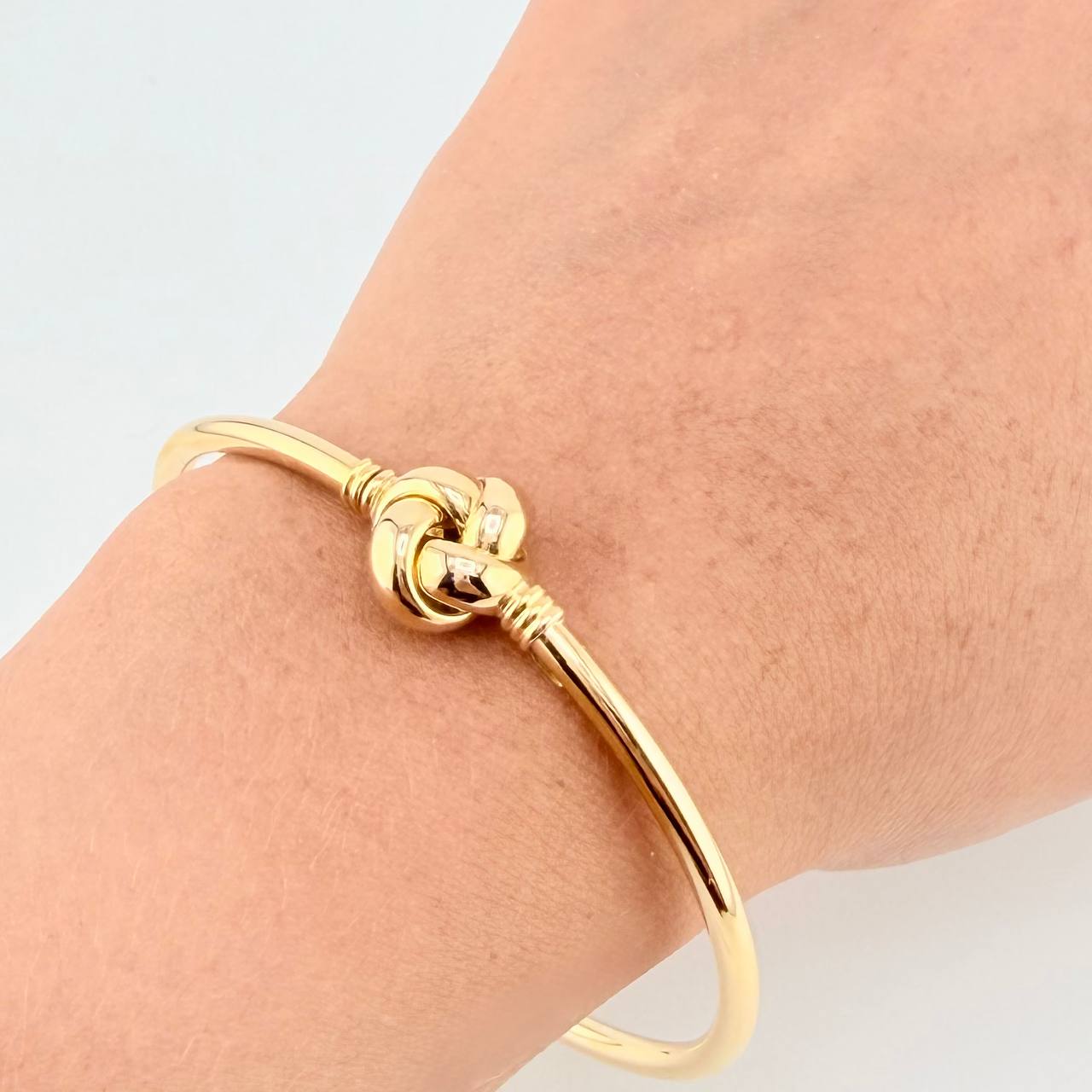 Pulso Aro Nudo 4.75g / 19.7cm / 2.9mm Oro Amarillo 18K