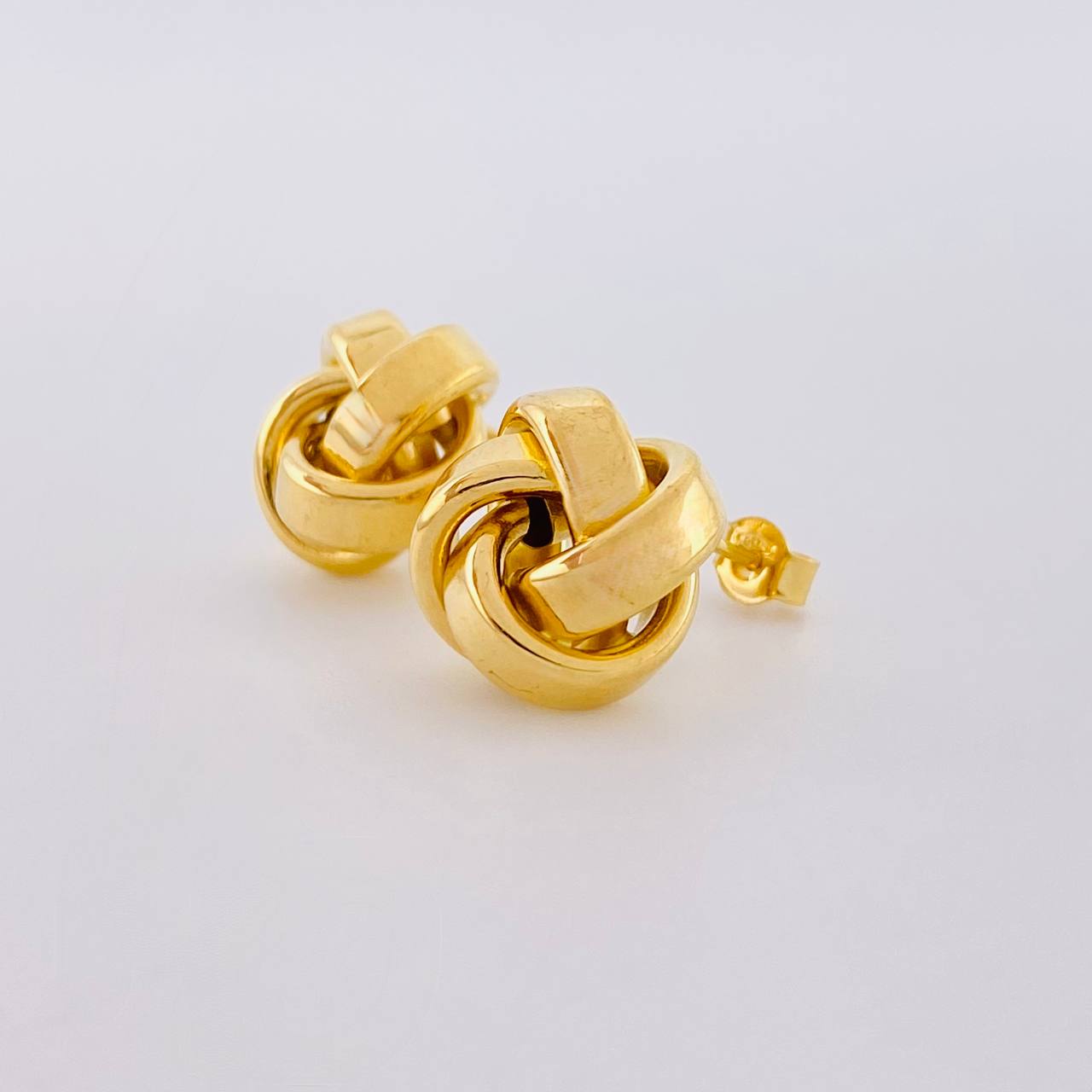 Topos Nudo 1.8g / 11.7mm Oro Amarillo 18K