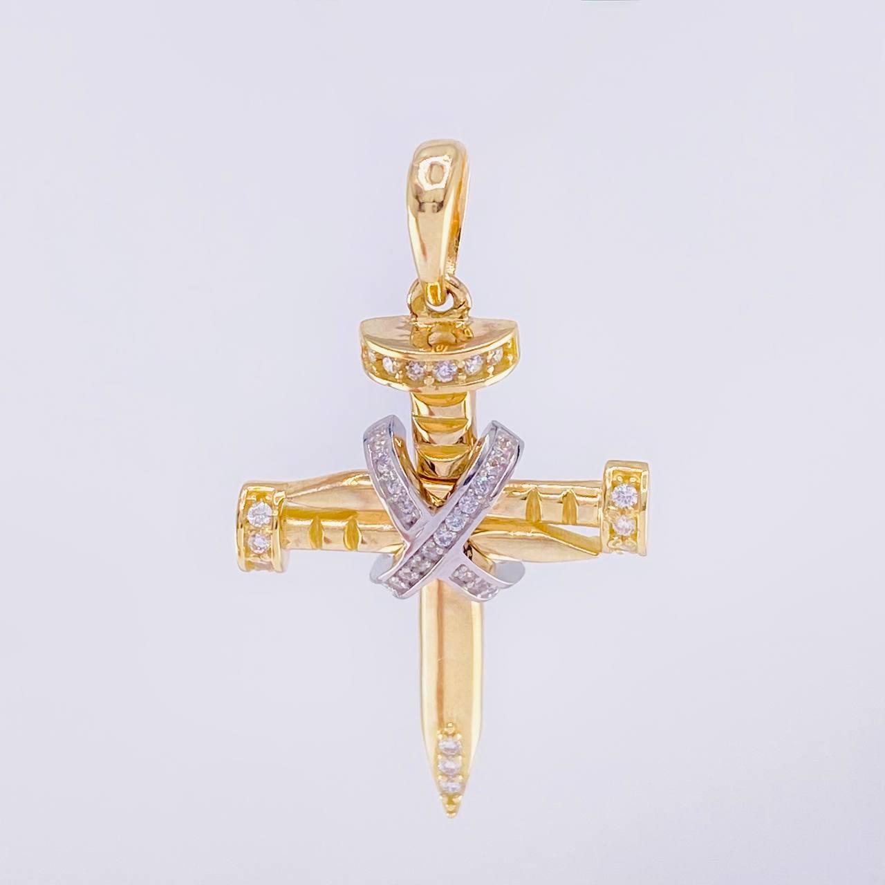 Dije Cruz Clavo Penitencia 4.75g / 4cm Dos Oros Amarillo Blanco 18K