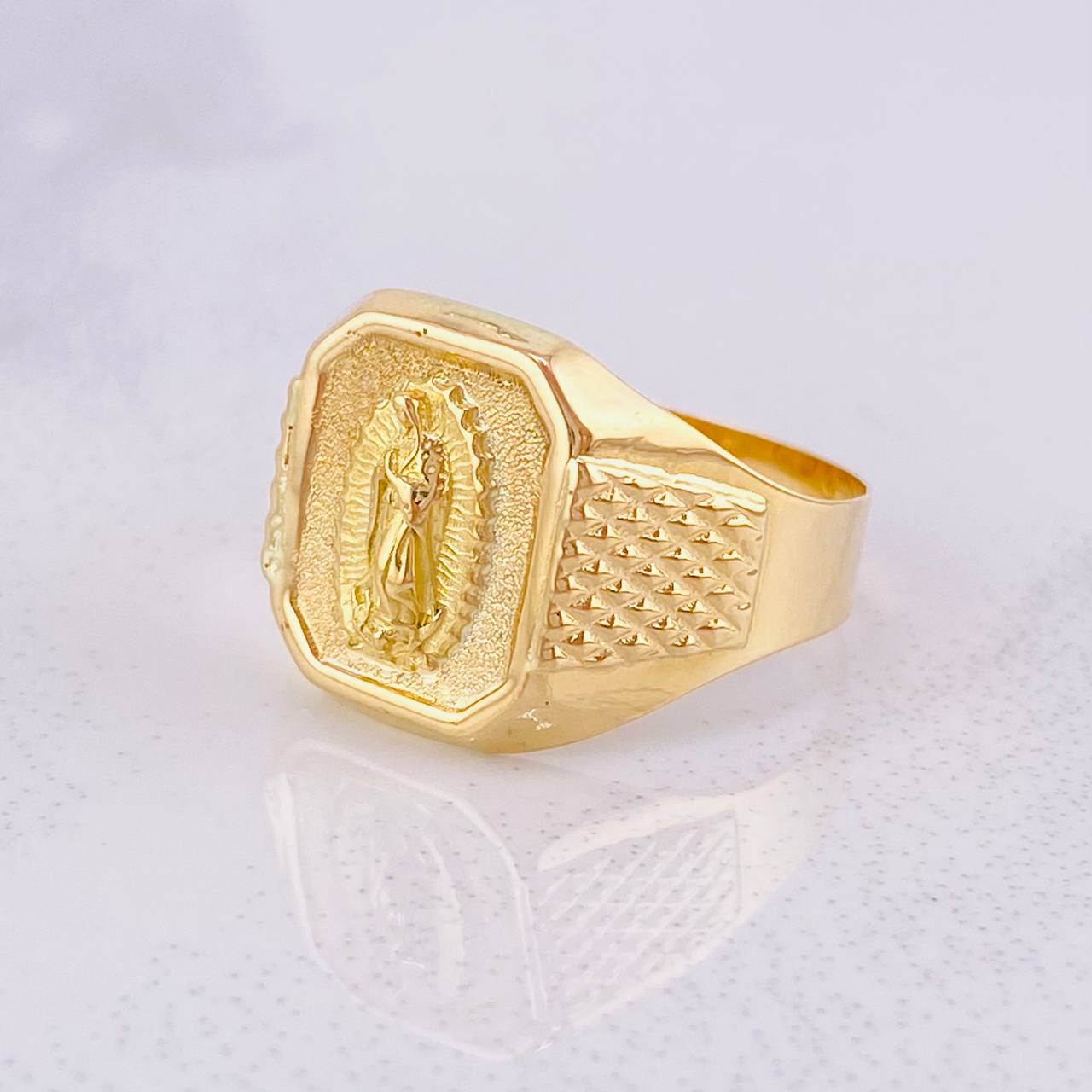 Anillo Virgen de Guadalupe 3.1g / T9 1/2 Oro Amarillo 18K