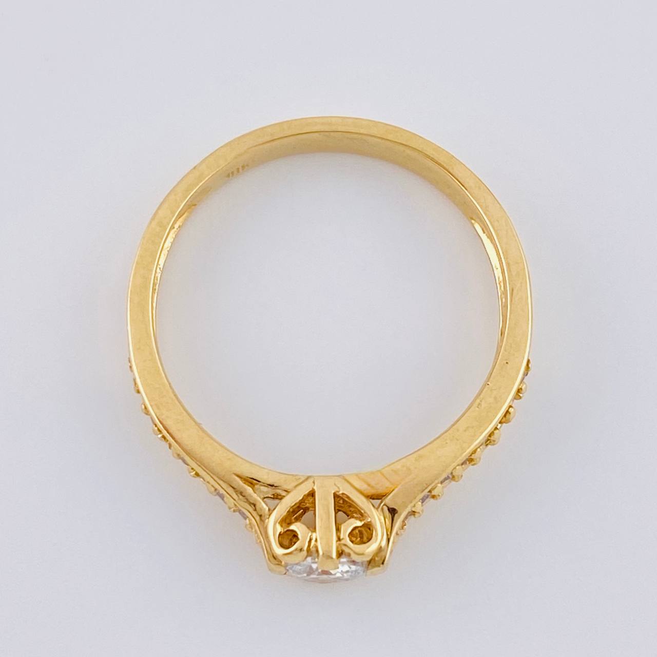 Anillo Solitario Churumbela 2.7 g / T7 Oro Amarillo 18K