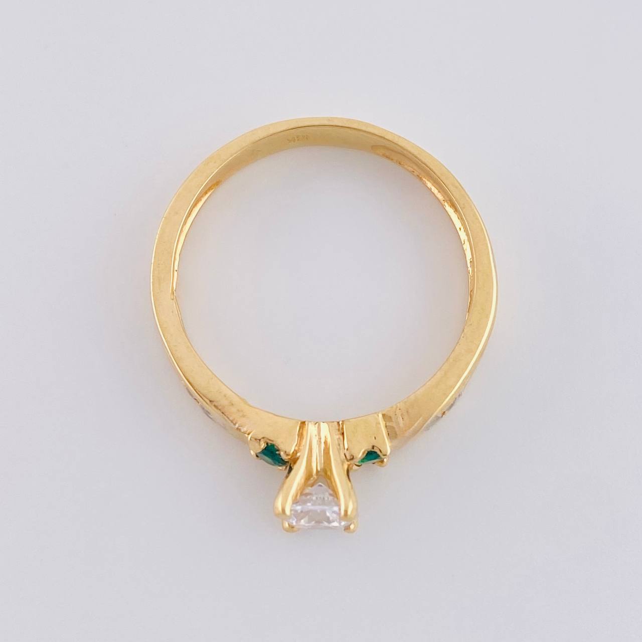 Anillo Solitario Cuatro Garras 3.35 g / T7 1/2 Oro Amarillo 18K