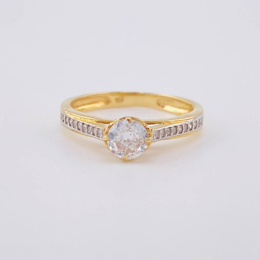 Anillo Solitario Corazón 2.5 g / T6 1/2 Oro Amarillo 18K
