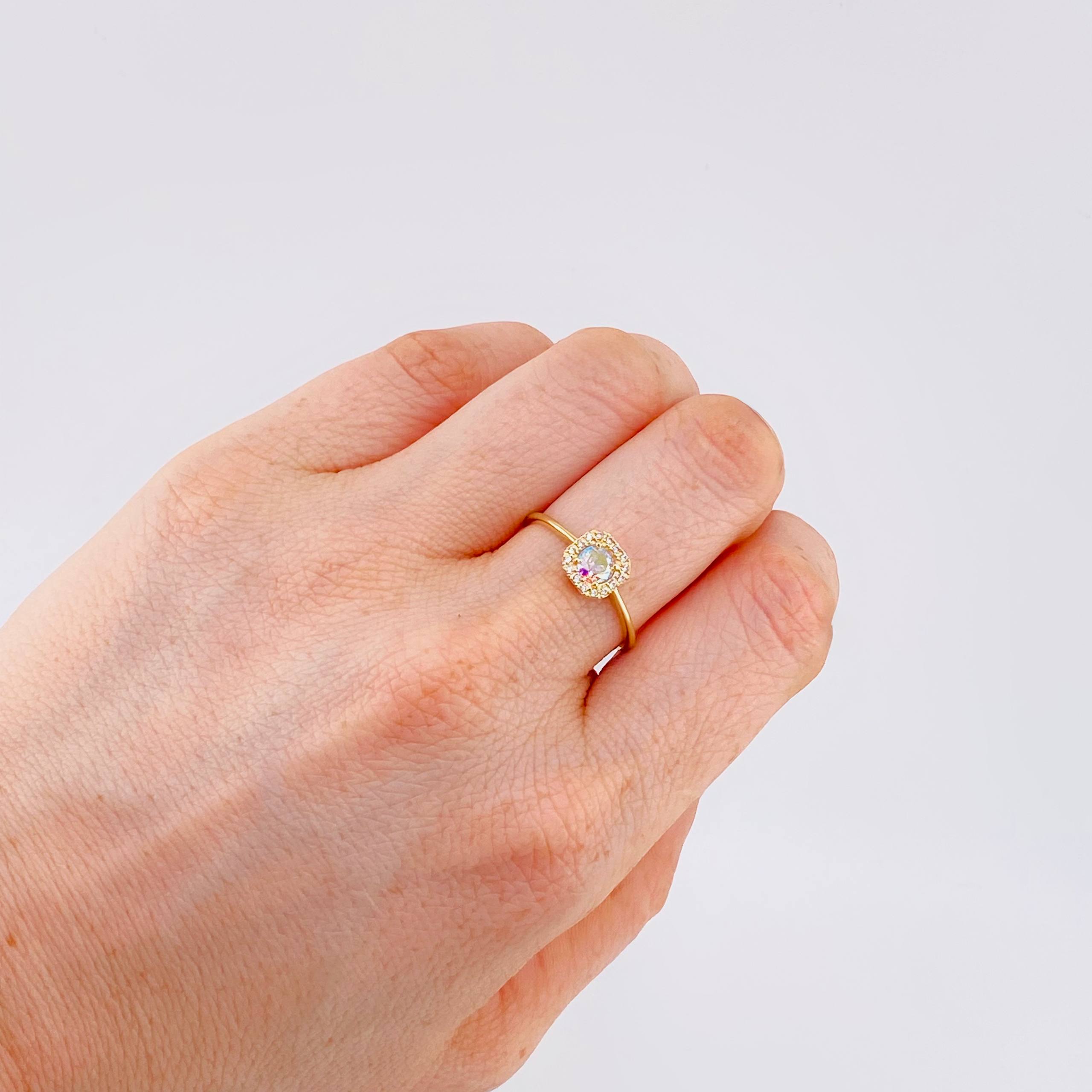 Anillo Halo 1.85 g / T8 Oro Amarillo 18K Nac.Esp.