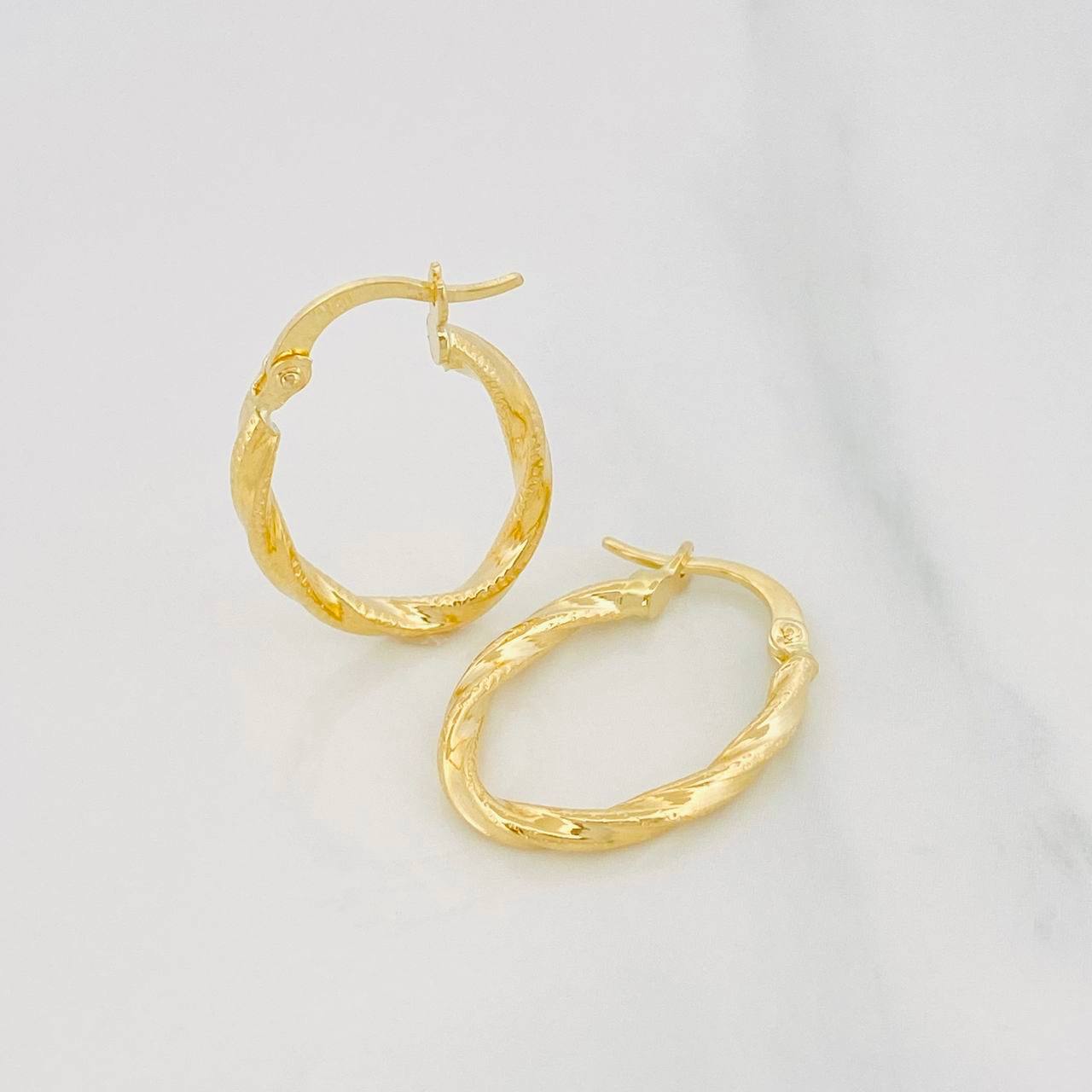 Candongas Mary Ovaladas 1.35g / 2cm Oro Amarillo 18K