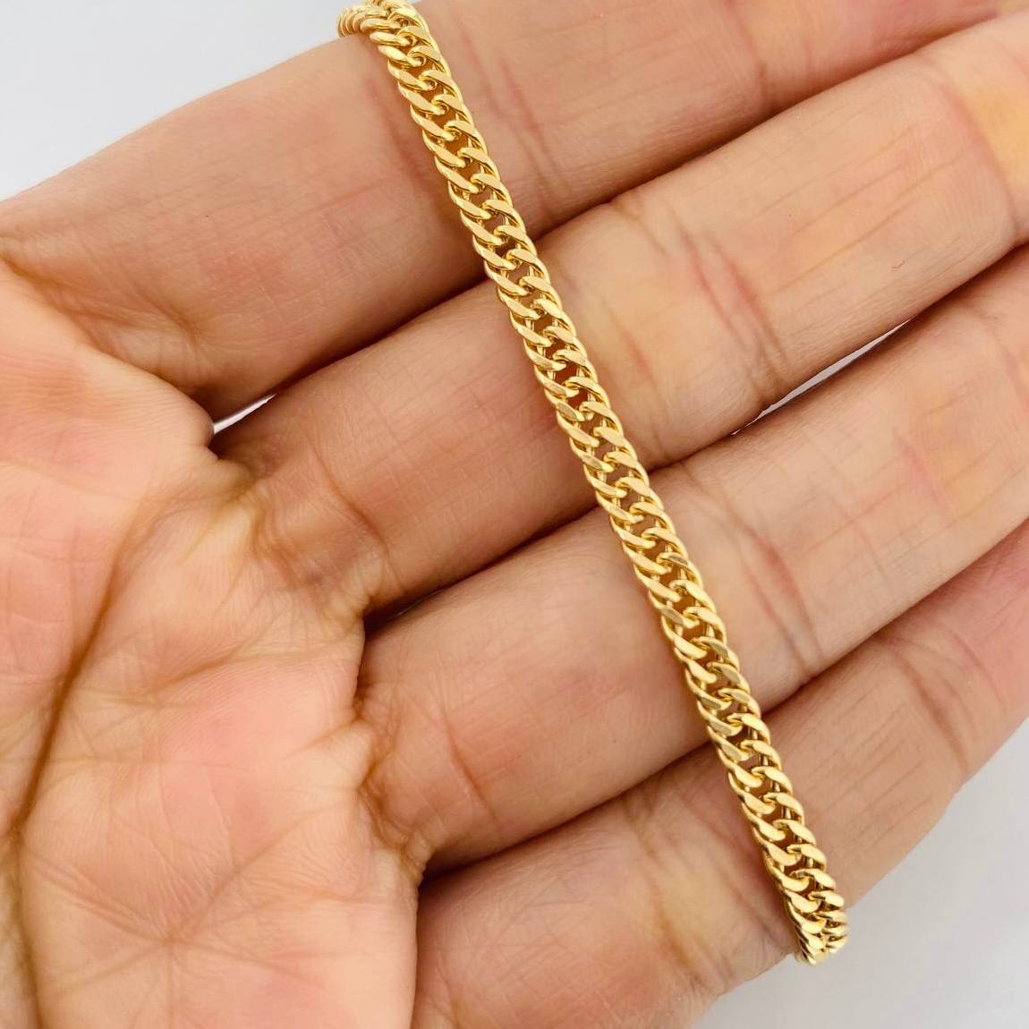 Pulso Cubano 3.05g / 19cm / 3.59mm Oro Amarillo 18K