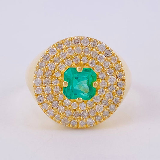 Anillo Sol Tupido Diamantes 72Pts Esmeralda 40Pts 6.25 g / T7 Oro Amarillo 18K