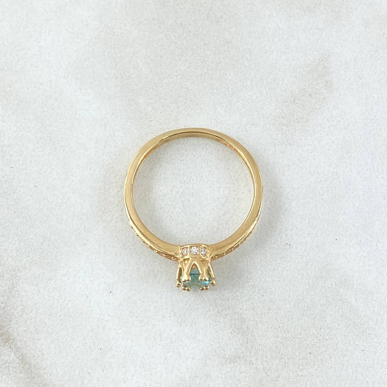 Anillo Solitario Coronado 1.85gr / T6 / Circones Blancos Azul Celeste Oro Amarillo 18K ©