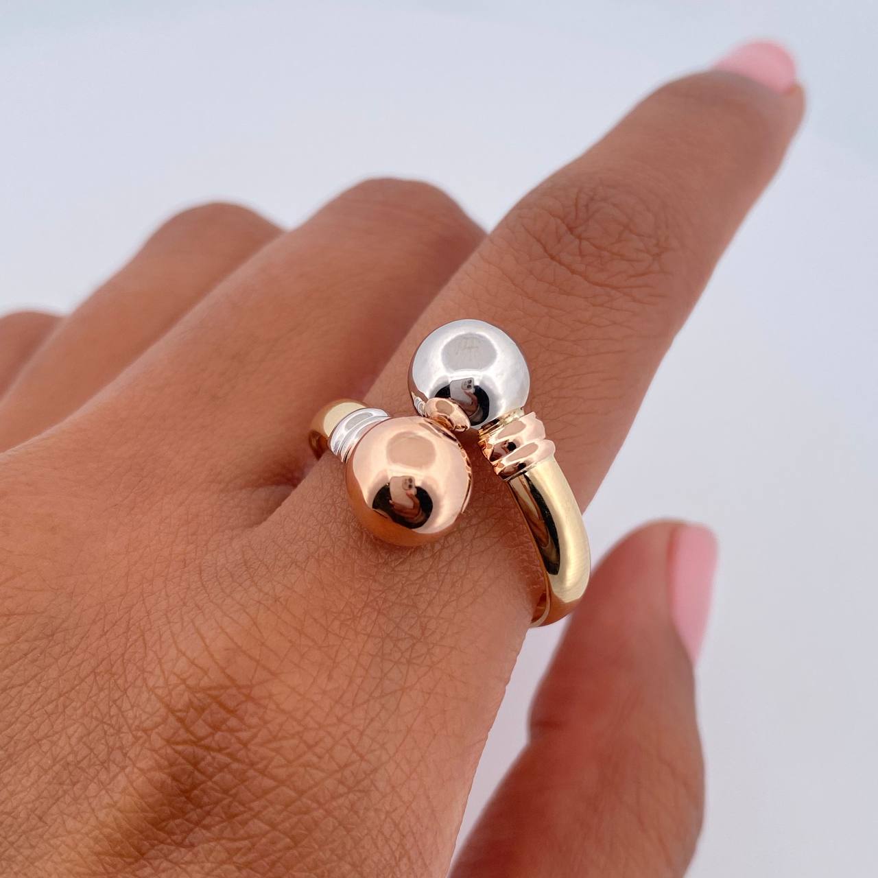 Anillo Tu y Yo 1.95gr / T6 3/4 / Oro 18K $