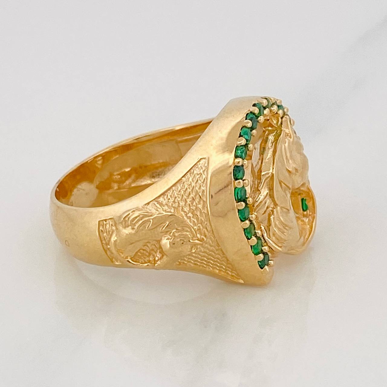 Anillo Herradura Caballo 13.45g / T8 1/2 Oro Amarillo 18K