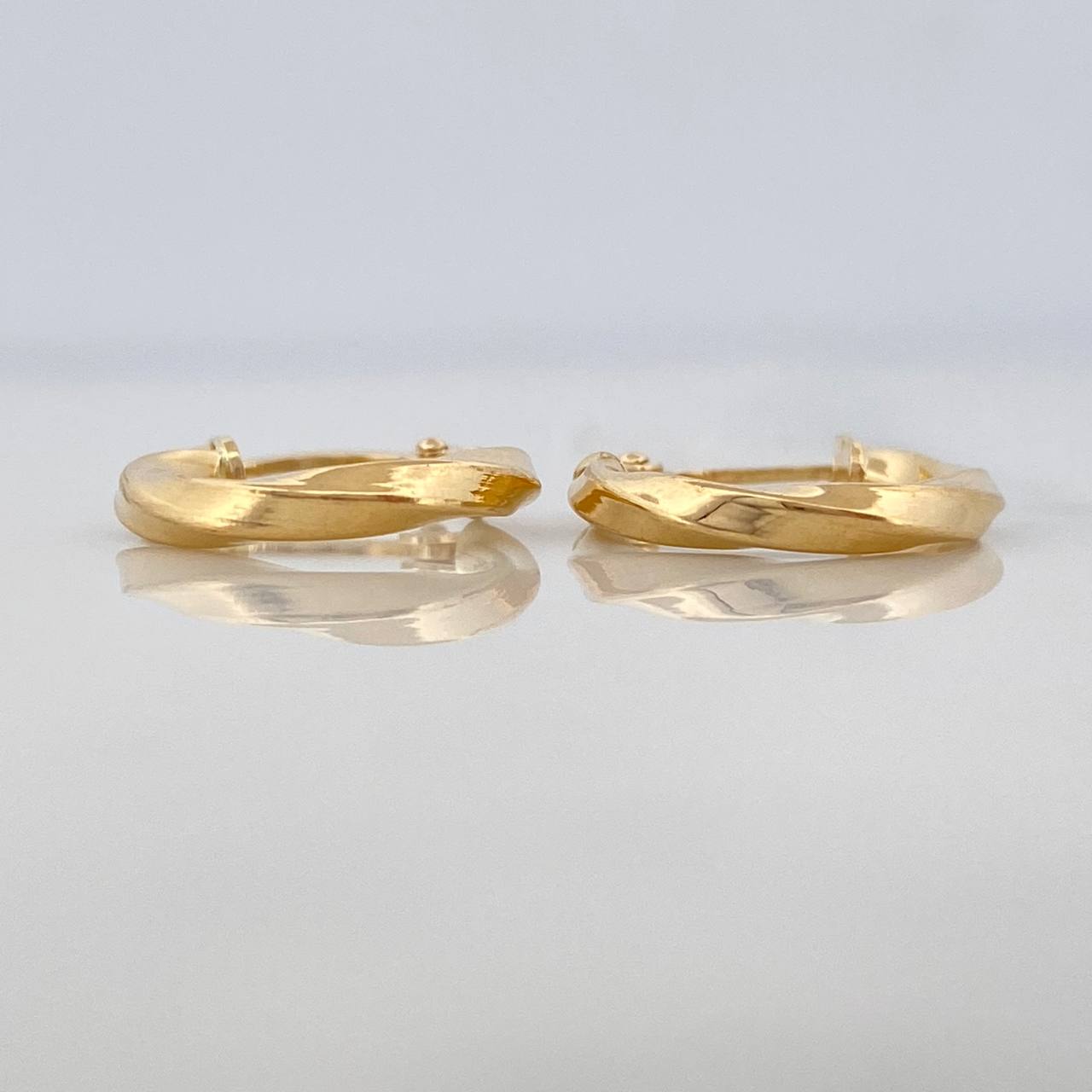 Candongas Kari 1.1 g / 1.5 cm Oro Amarillo 18K