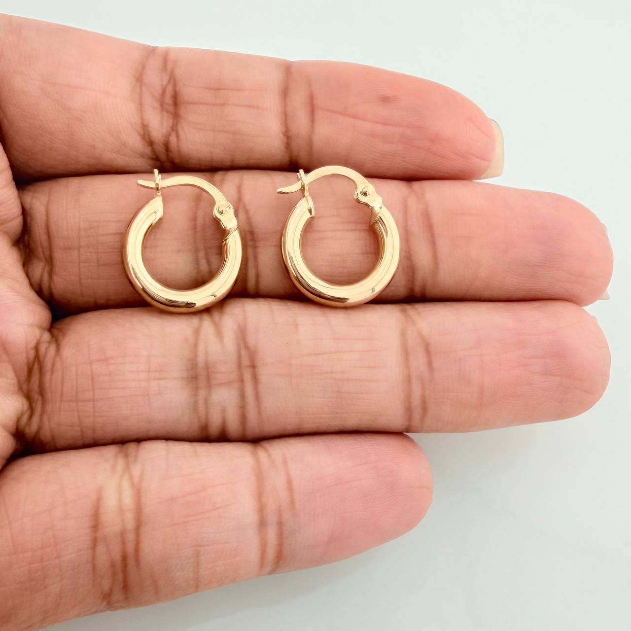 Candongas Jass 1.4gr / 1.5cm / Lisas Oro Amarillo $