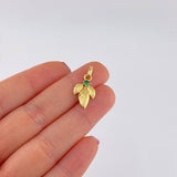 Dije Hoja Triple 1.7gr / 2.3cm / Esmeralda 9pts Oro Amarillo (Joya)