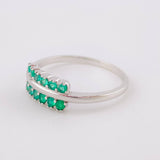 Anillo Rama Linea Doble 2.5gr / T7 1/2 / Esmeraldas 37pts Oro Blanco 18K (Joya)