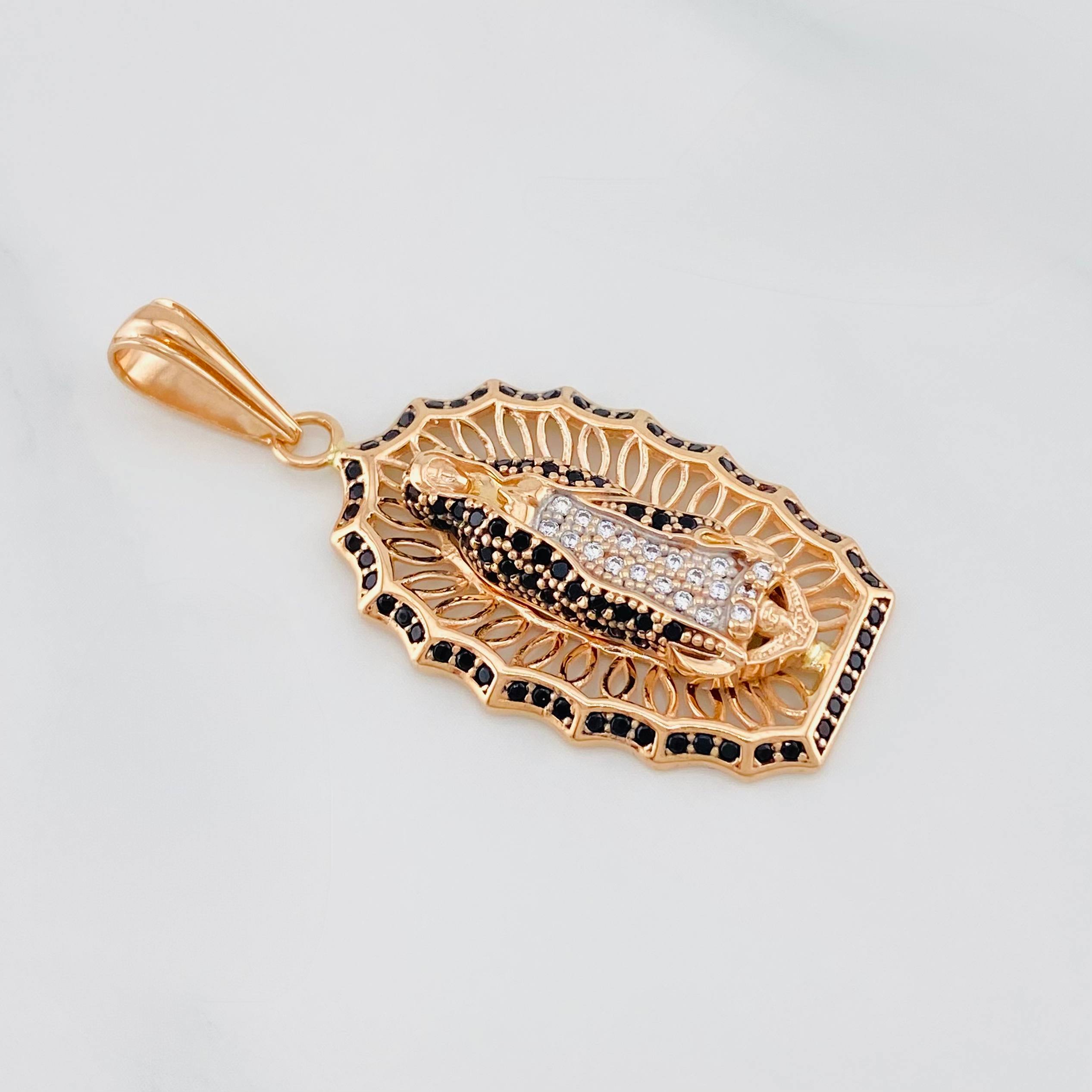 Dije Virgen guadalupe 5.65g / 4.3cm Oro Rosa 18K