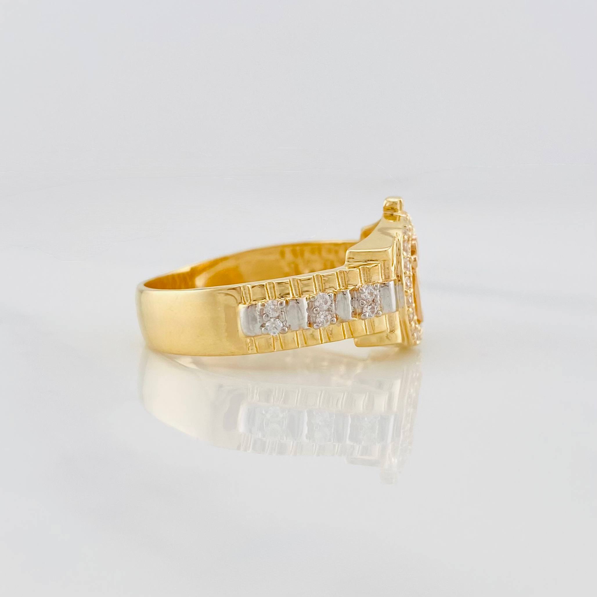 Anillo Corona 5.3g / T8 1/2 Tres Oros 18K