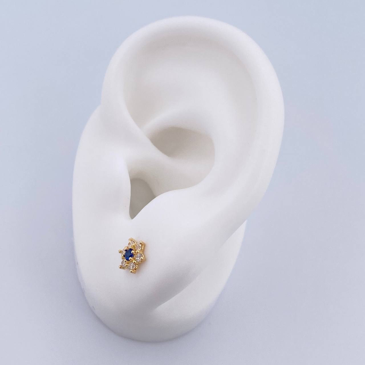 Topos Flor 0.85gr / Circones Azul Blancos Oro Amarillo 18K &