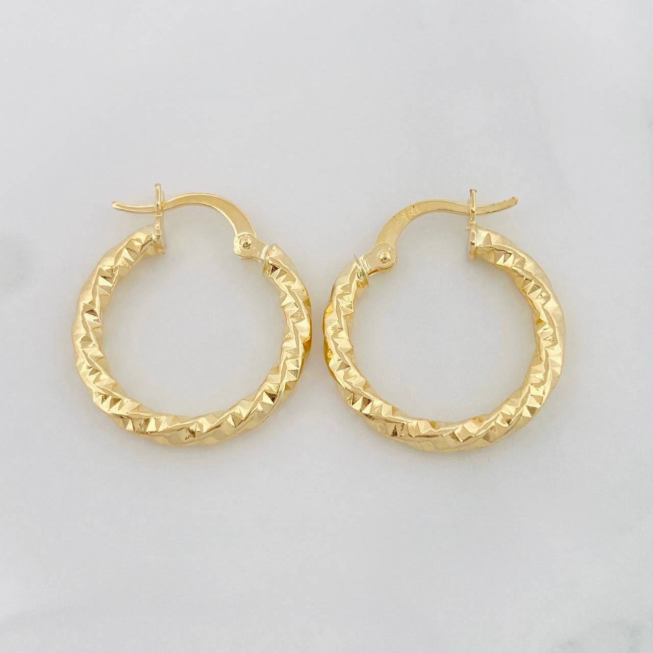 Candongas Yudi 1.7g / 2cm Oro Amarillo 18K