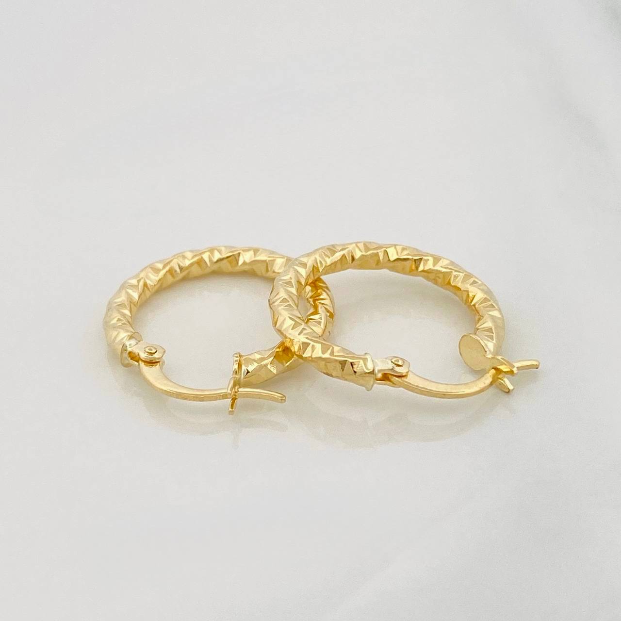 Candongas Yudi 1.7g / 2cm Oro Amarillo 18K