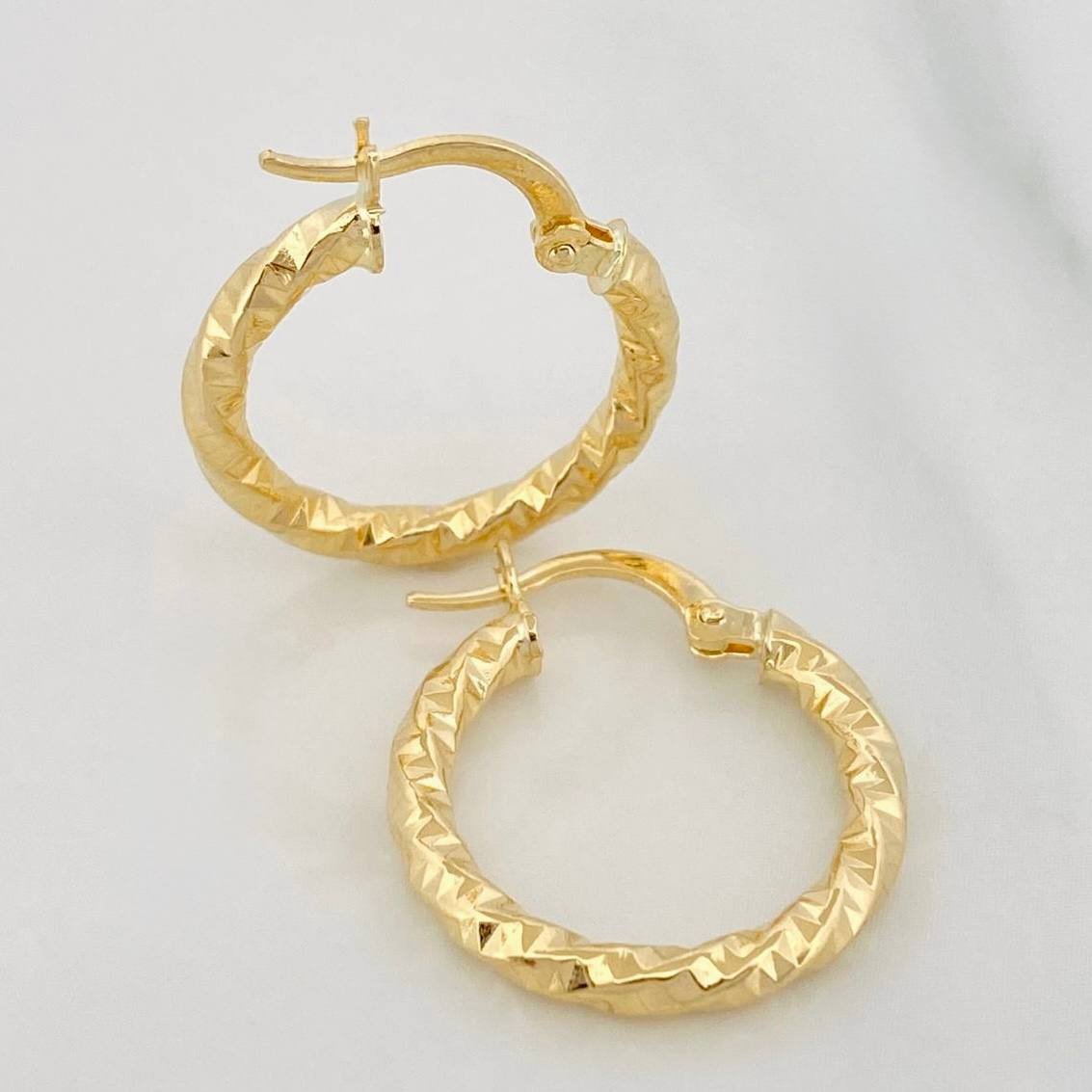 Candongas Yudi 1.7g / 2cm Oro Amarillo 18K