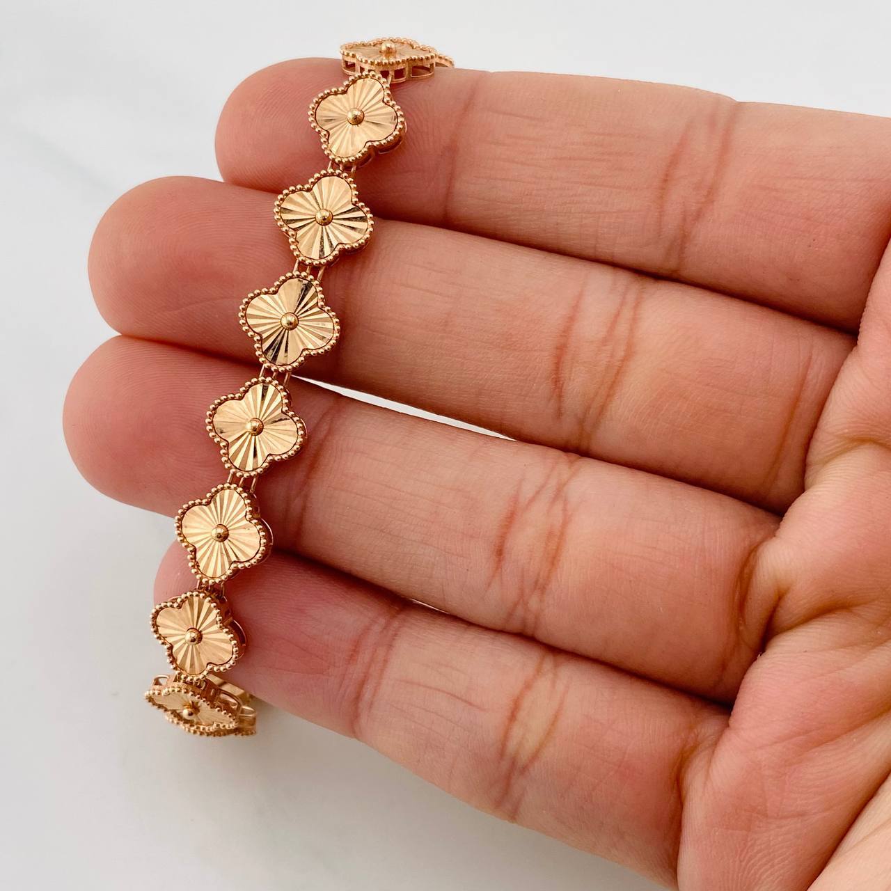 Pulso Trebol Diamantado 7.7g / 17.5cm / 8.74mm Oro Rosa 18K