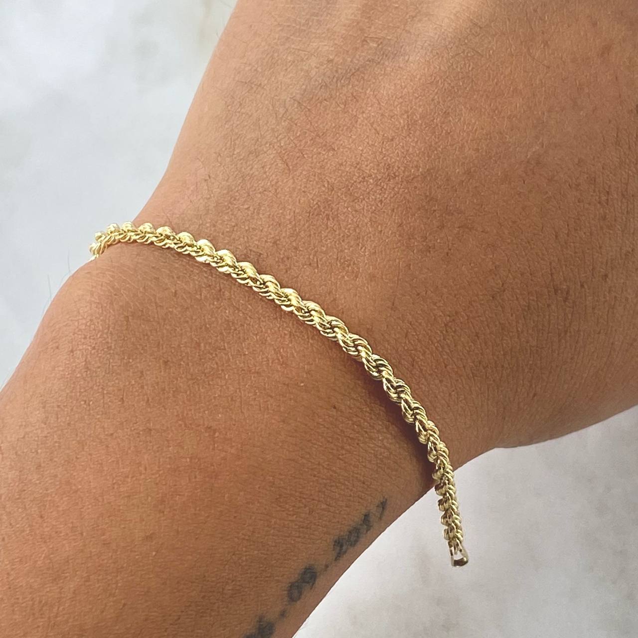 Pulso Lazo 2.4gr / 21cm / 2.7mm Oro Amarillo +3 18K *