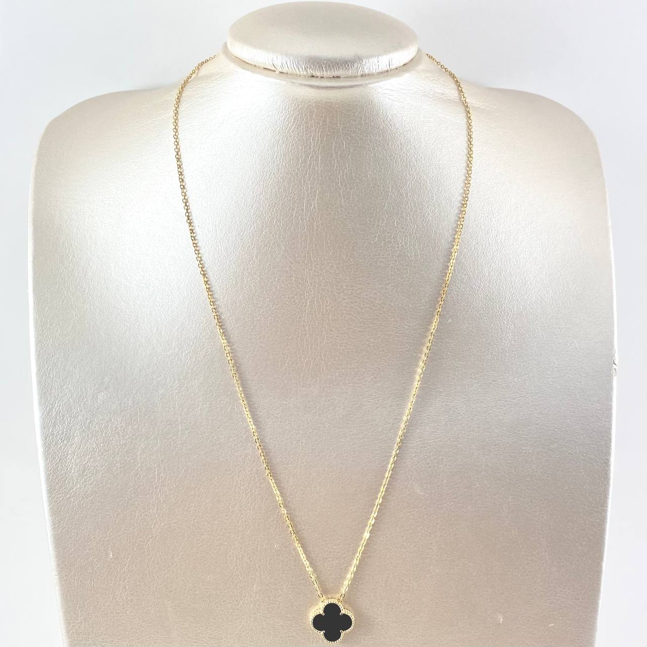 Cadena Aro Seguido Trebol VCyA 4.25gr / 50cm / 1.5mm Onix Negro Punteado Oro Amarillo Nac.Esp. 18K