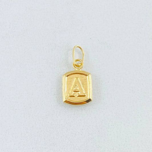 Dije Letra A 0.3gr / 1.5cm / Oro Amarillo 18K