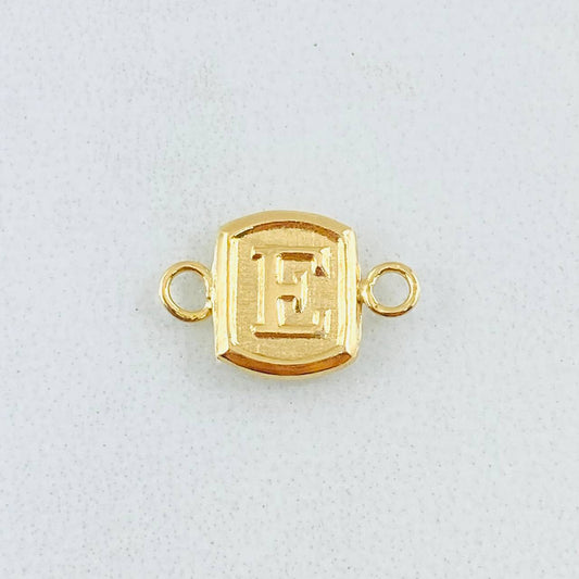 Herraje Letra E 0.3gr / 1.2cm / Oro Amarillo 18K ©
