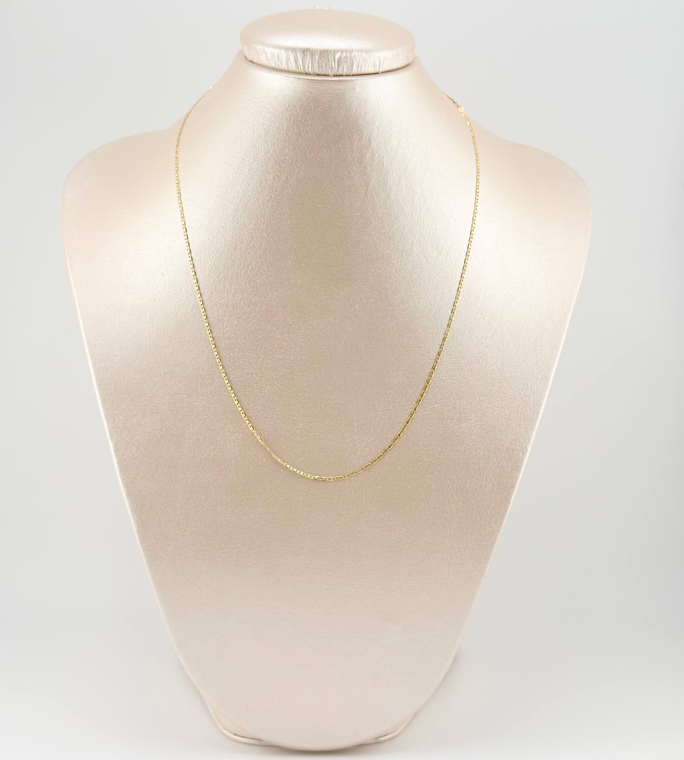 Cadena Plana 1.4gr / 45cm / 1.3mm Tres Oros +3 18K