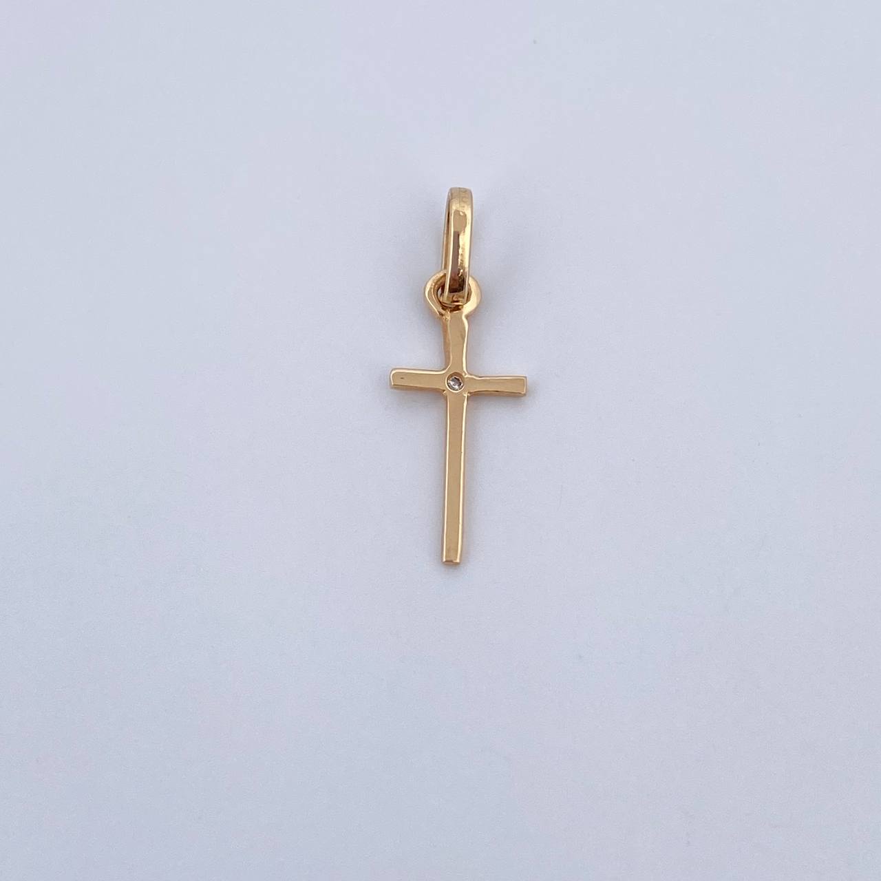 Dije Cruz 0.5gr / 2cm / Circon Blanco Oro Amarillo 18K $