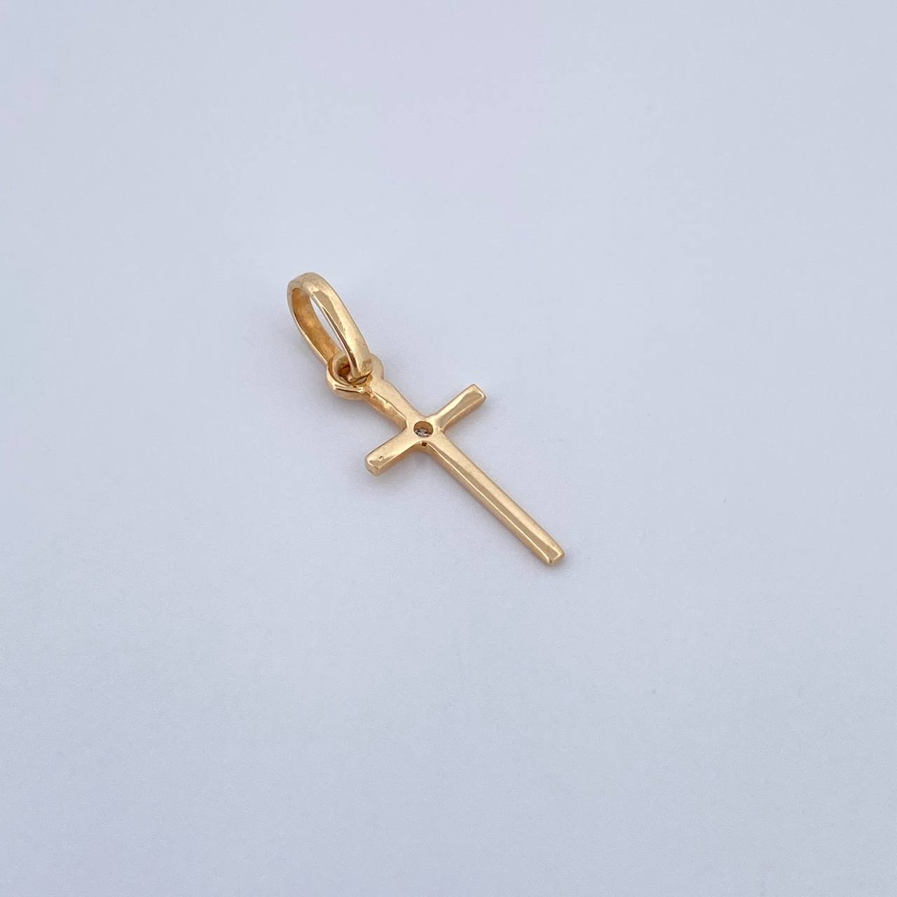 Dije Cruz 0.5gr / 2cm / Circon Blanco Oro Amarillo 18K $