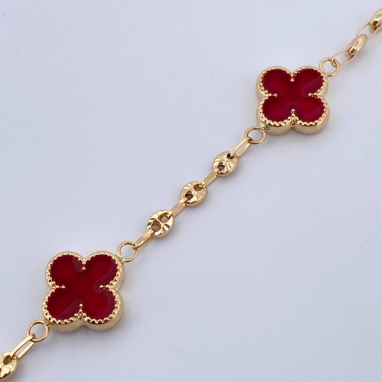 Pulso GC Trebol 5.4gr / 19cm / 3mm Diamantado Electroestatico Rojo Oro Amarillo 18K $