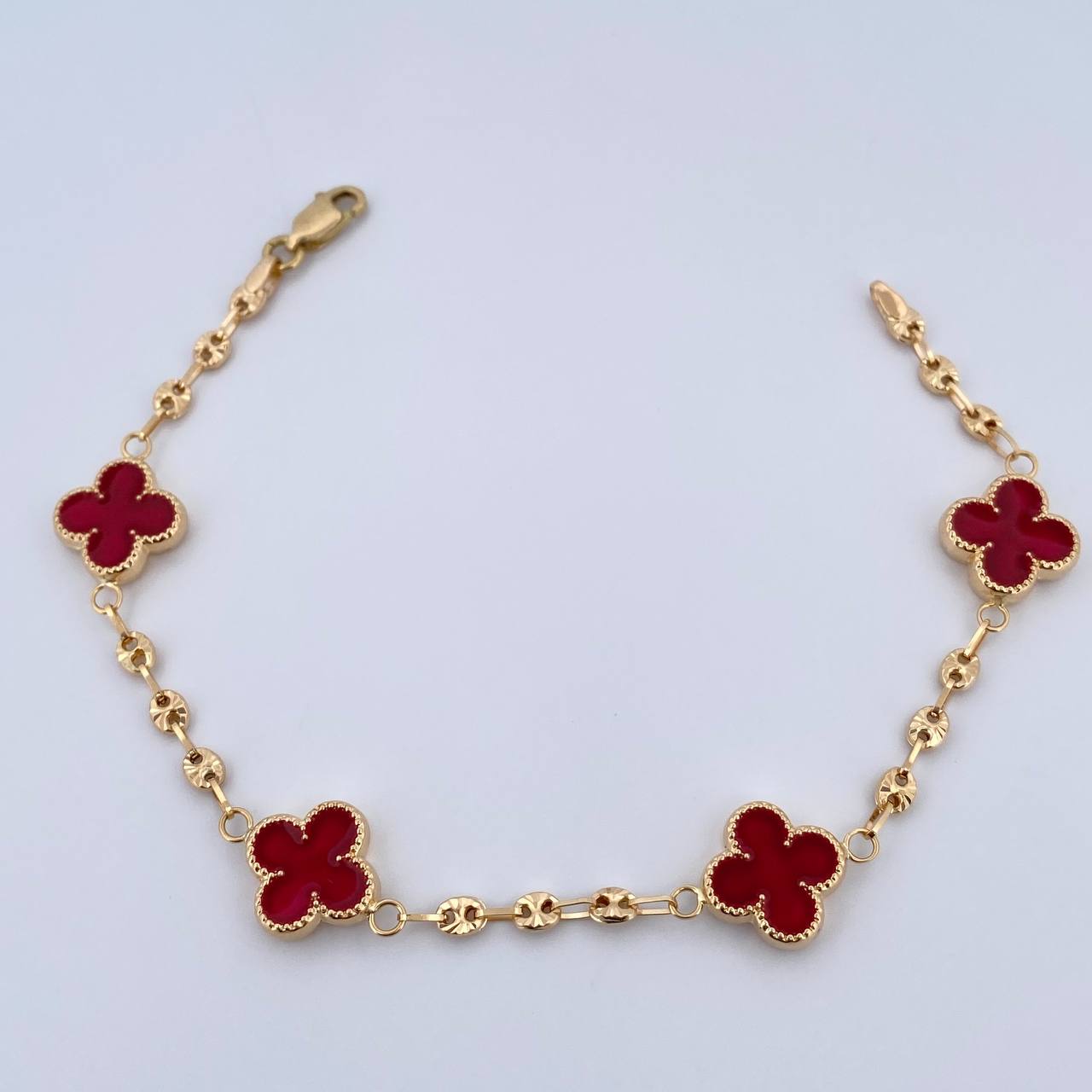 Pulso GC Trebol 5.4gr / 19cm / 3mm Diamantado Electroestatico Rojo Oro Amarillo 18K $