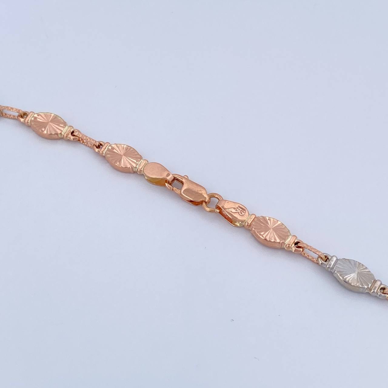 Cadena Rustica Eslabon 12.6gr / 60.9cm / 5.3mm Diamantada Dos Oros Blanco Rosa 18K &