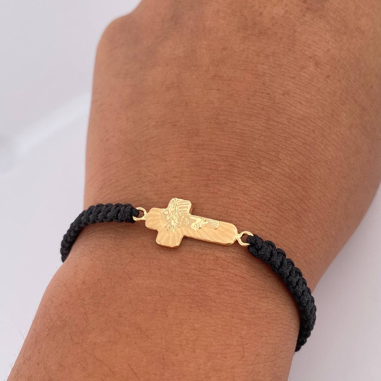 Pulsera Tejida Negra Cruz Rostro Cristo 0.85gr / Oro Amarillo 18K &