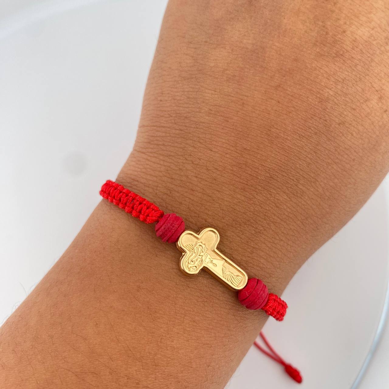 Pulsera Tejida Roja Cruz Rostro Cristo 0.95gr / Oro Amarillo 18K &