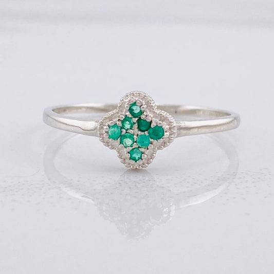 Anillo Flor Trebol Esmeraldas 13pts 1.2g / T9 1/2 Plata 925
