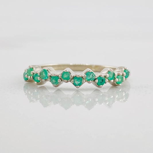 Anillo Carril Inverso Esmeraldas 30pts 2g / T8 Plata 950