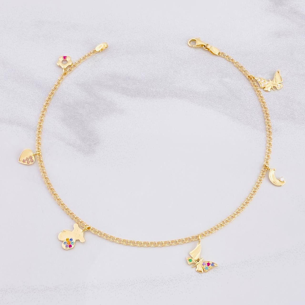 Tobillera Aro Seguido Doble Dijes Colgantes 5.45g / 28.2cm / 2.2mm Oro Amarillo 18K
