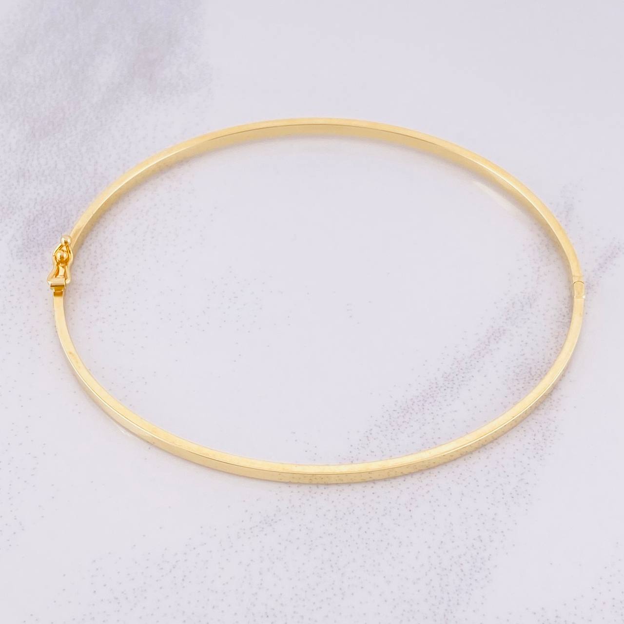 Pulso Aro Liso 2.4g / 17.4cm / 2mm Oro Amarillo 18K