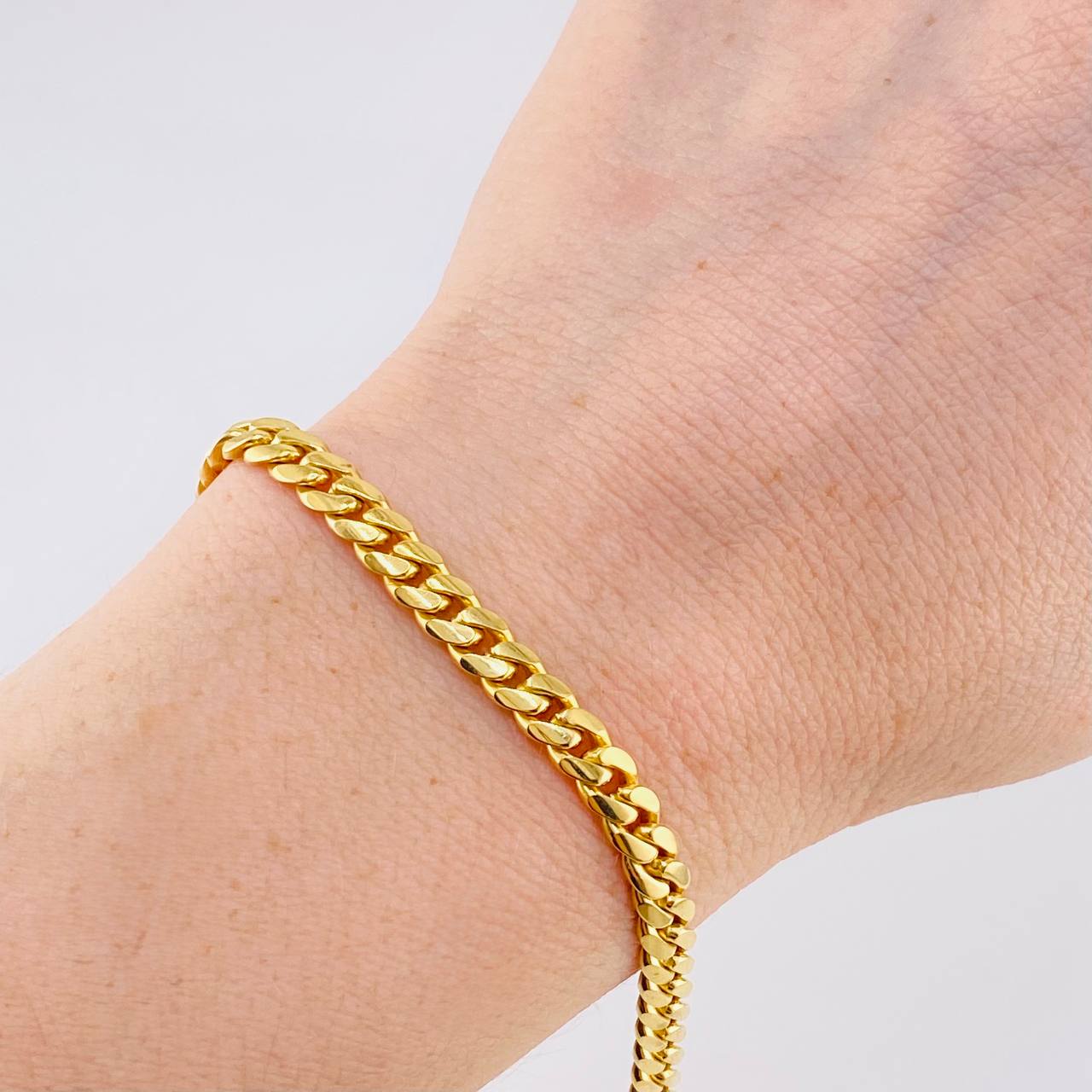 Pulso Cubano 18.25g / 18.7cm / 5mm Oro Amarillo 18K