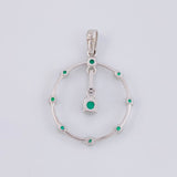 Dije Aro Colgante 2.95gr / 3.5cm / Esmeraldas 55pts Oro Blanco 18K (Joya)