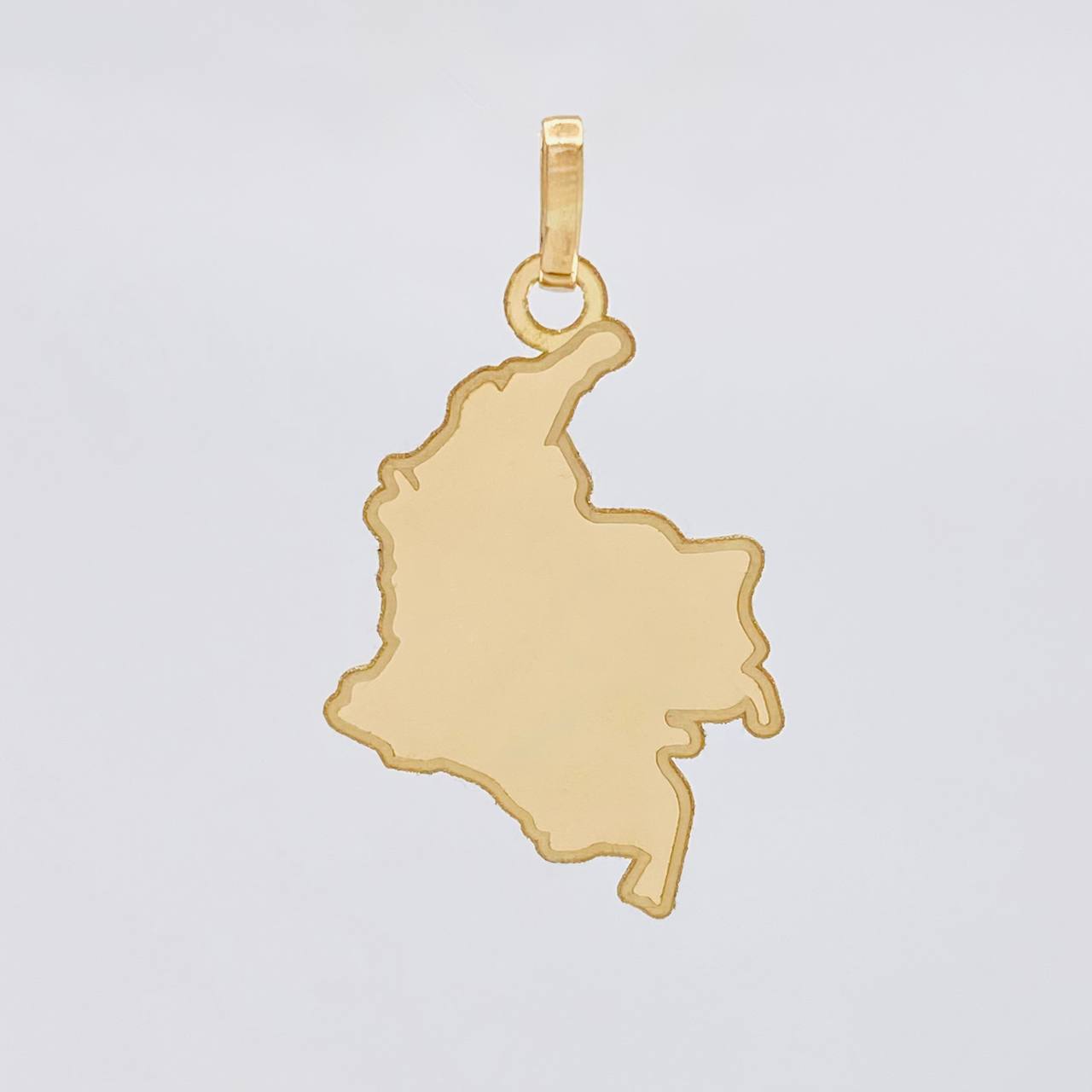 Dije Mapa Colombia 1.1g / 2.9cm Oro Amarillo 18K