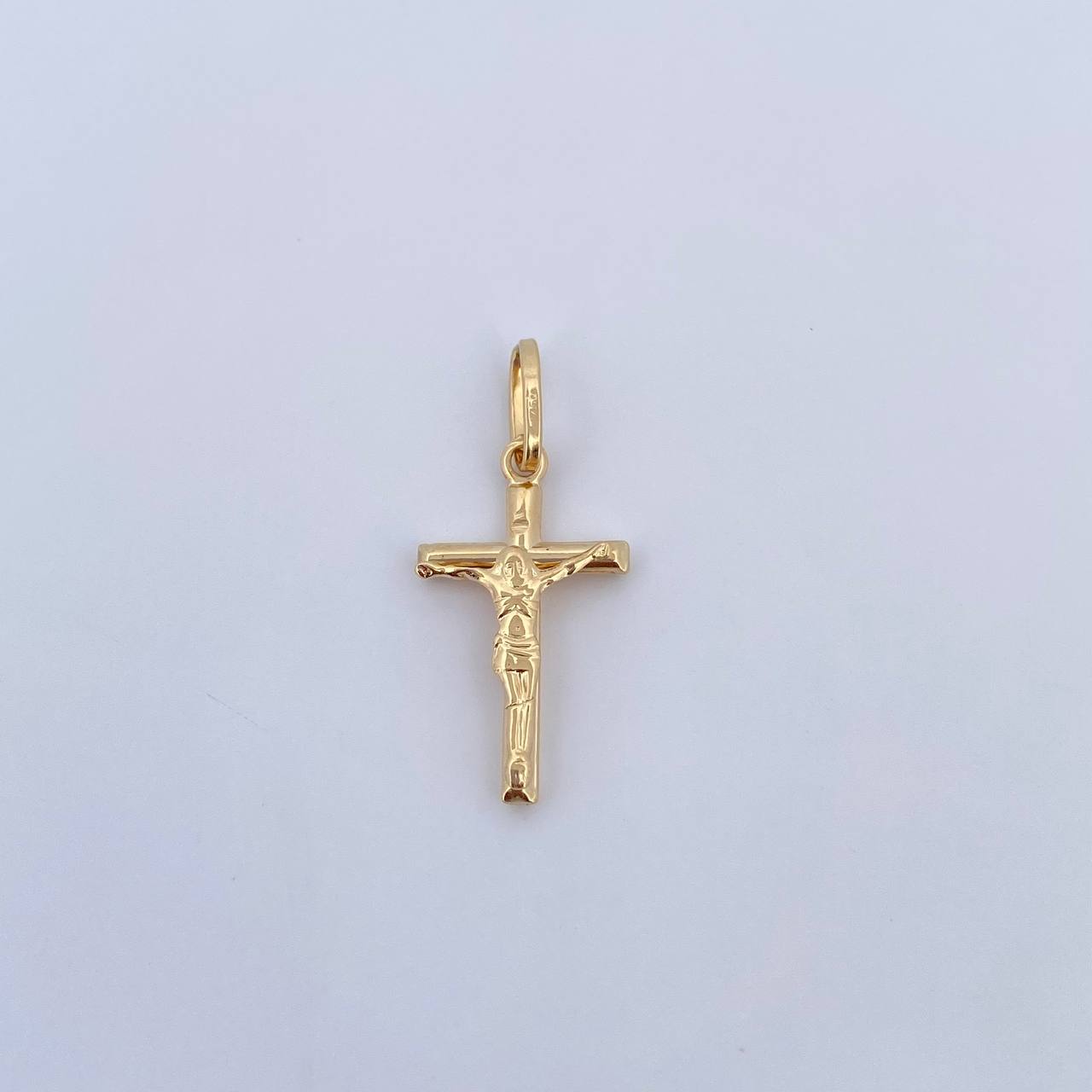 Dije Cruz Cristo 0.8gr / 2.7cm / Liso Oro Amarillo 18K $