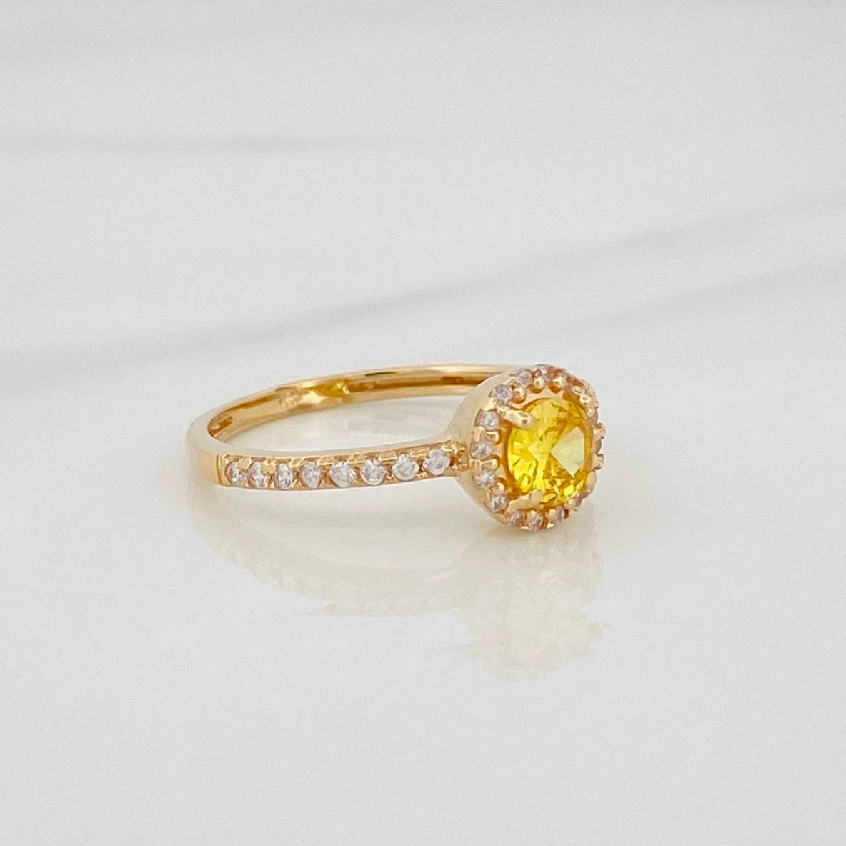 Anillo Halo Circulo 2.2g / T7 Oro Amarillo 18K