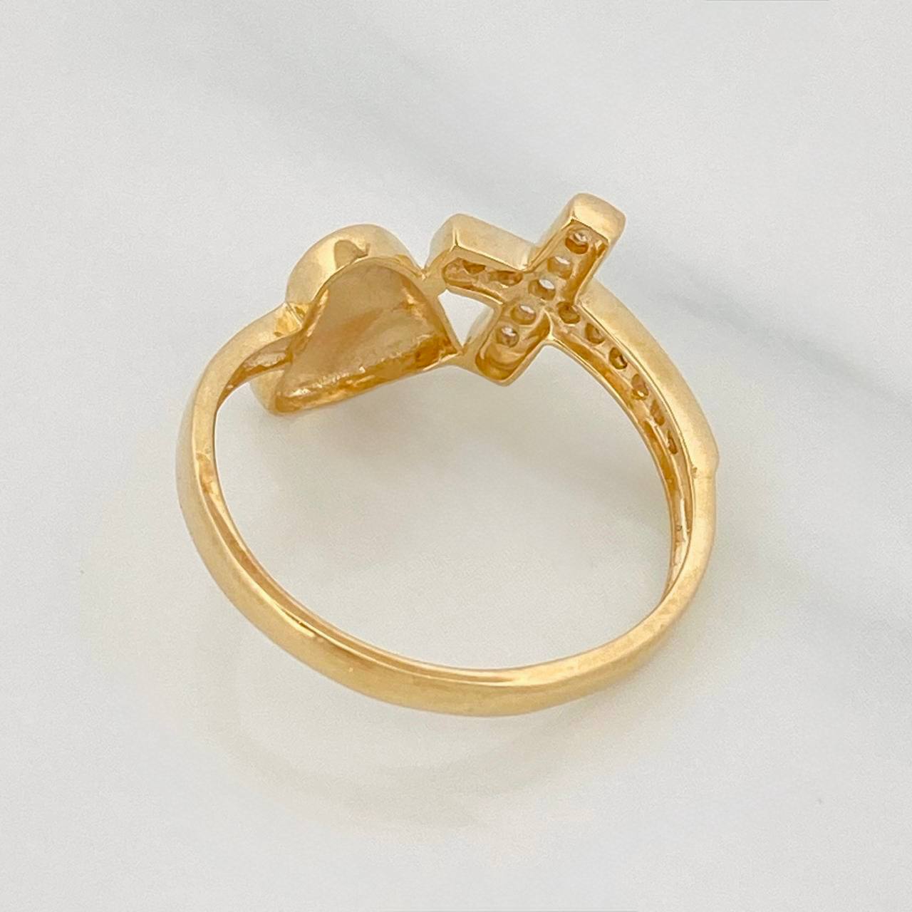 Anillo Cruz Corazón 2.6g / T7 1/2 Oro Amarillo 18K